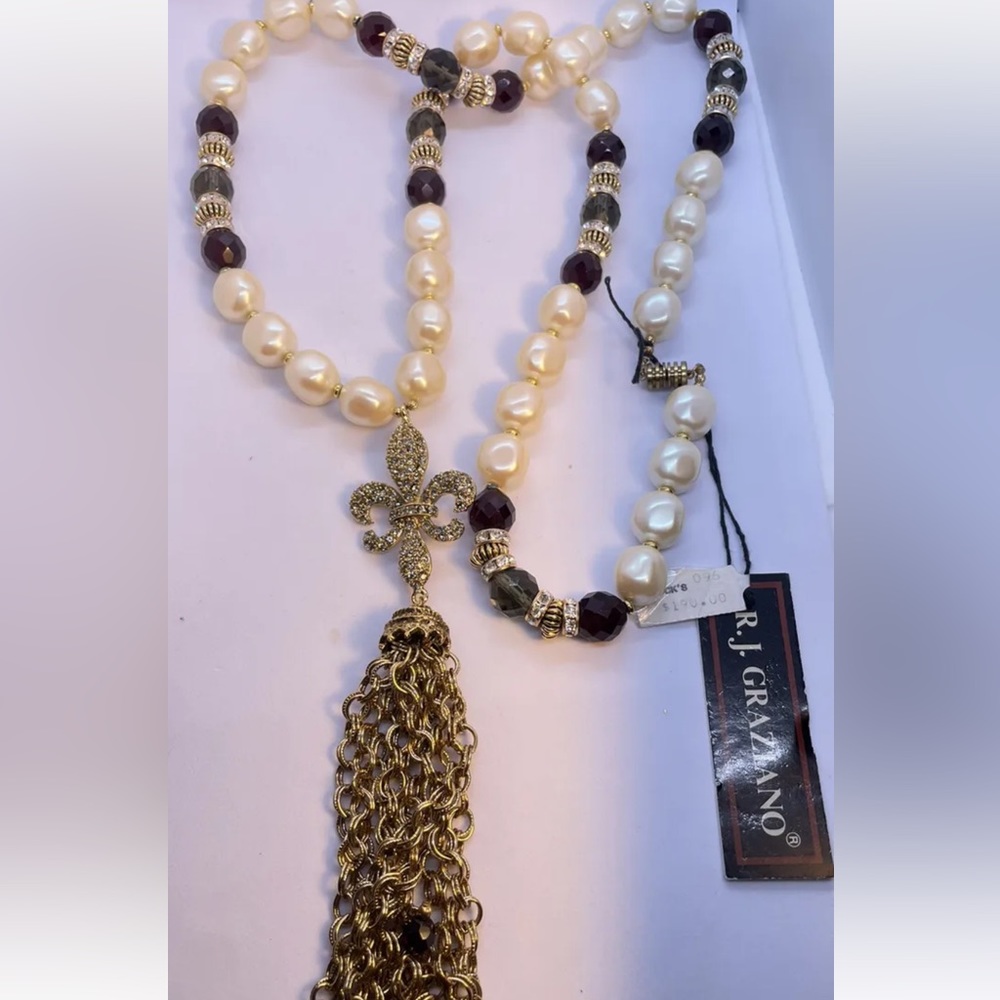 Vintage R. J Graziano necklace vintage
